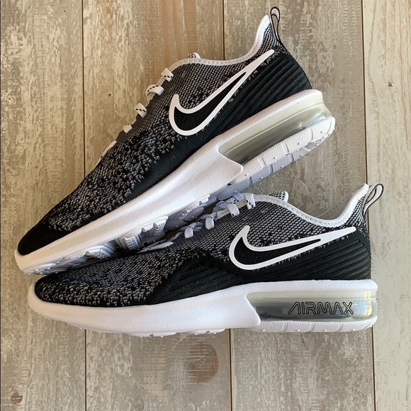 NWT Nike air Max sequent Oreo black - Picture 7 of 8